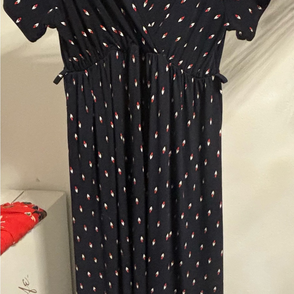 Chic Black Patterned Dress